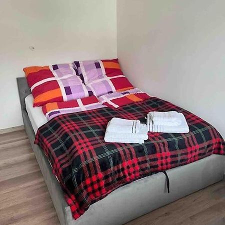 Ferienwohnung Outletcity Metzingen Метцинген Екстер'єр фото