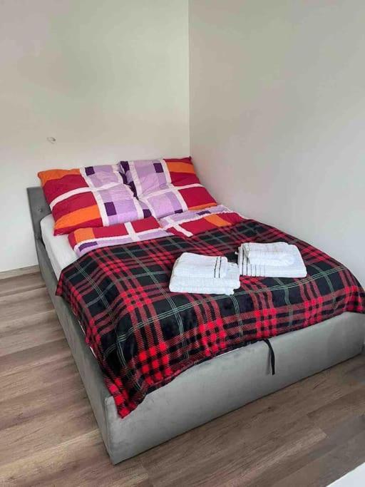 Ferienwohnung Outletcity Metzingen Метцинген Екстер'єр фото