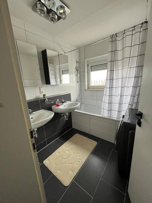Ferienwohnung Outletcity Metzingen Метцинген Екстер'єр фото